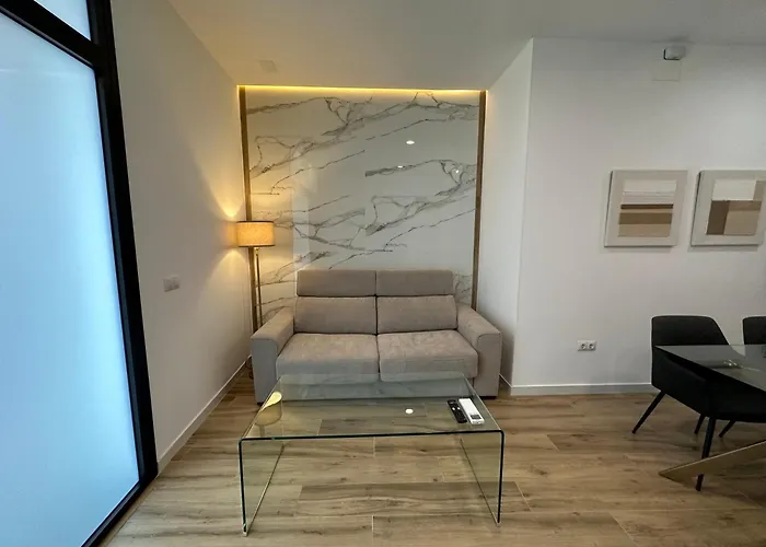Valdeolivas Apartment