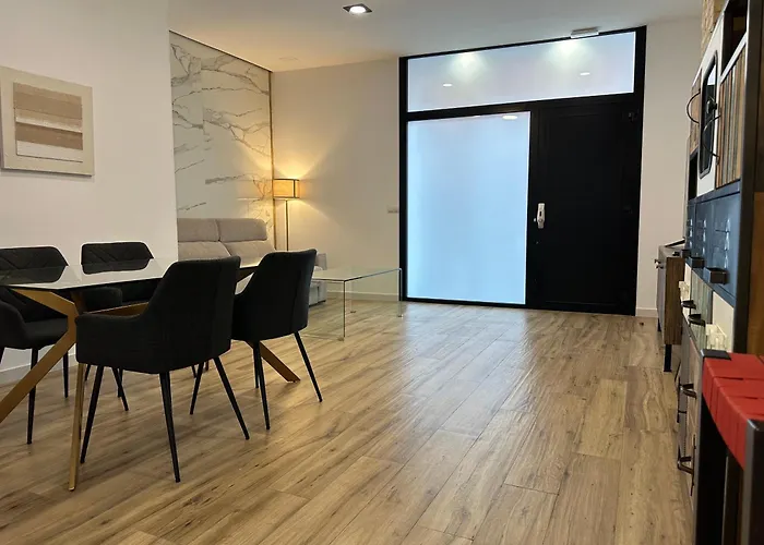 Valdeolivas Apartment